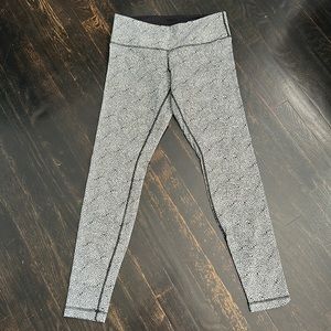 Lululemon Athletica black and white flower leggings